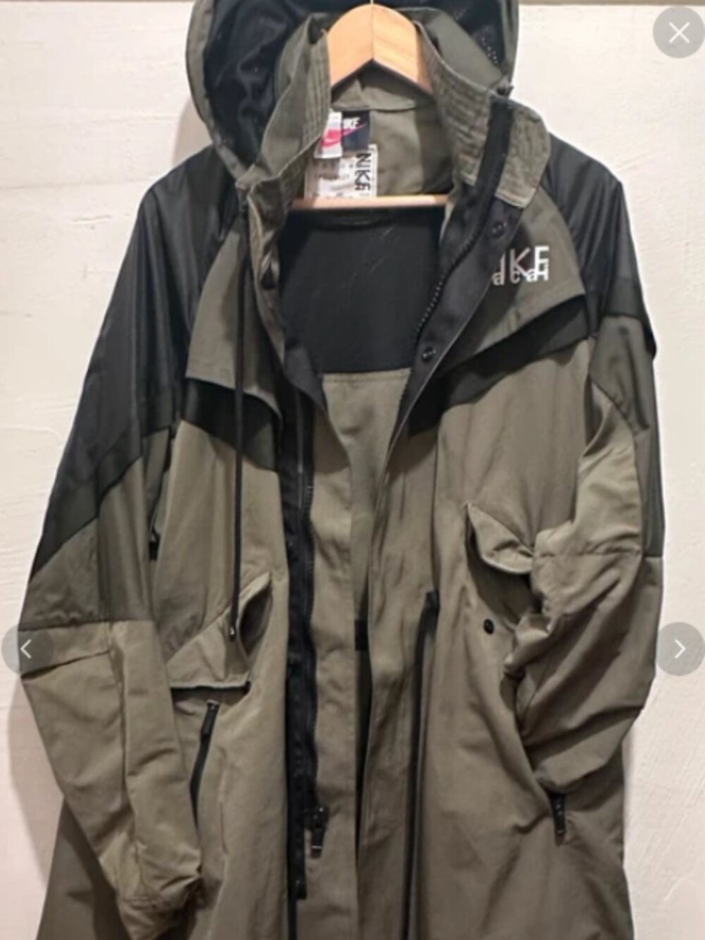 Nike x Sacai Trench Jacket - Picture 3 of 4